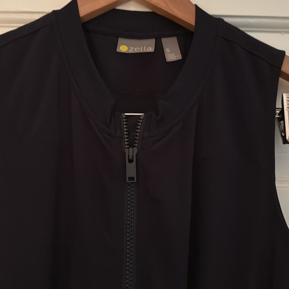 Black sleeveless dress - Picture 2 of 5